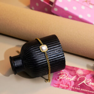 Gold-Plated Pearl Pendant Bracelet